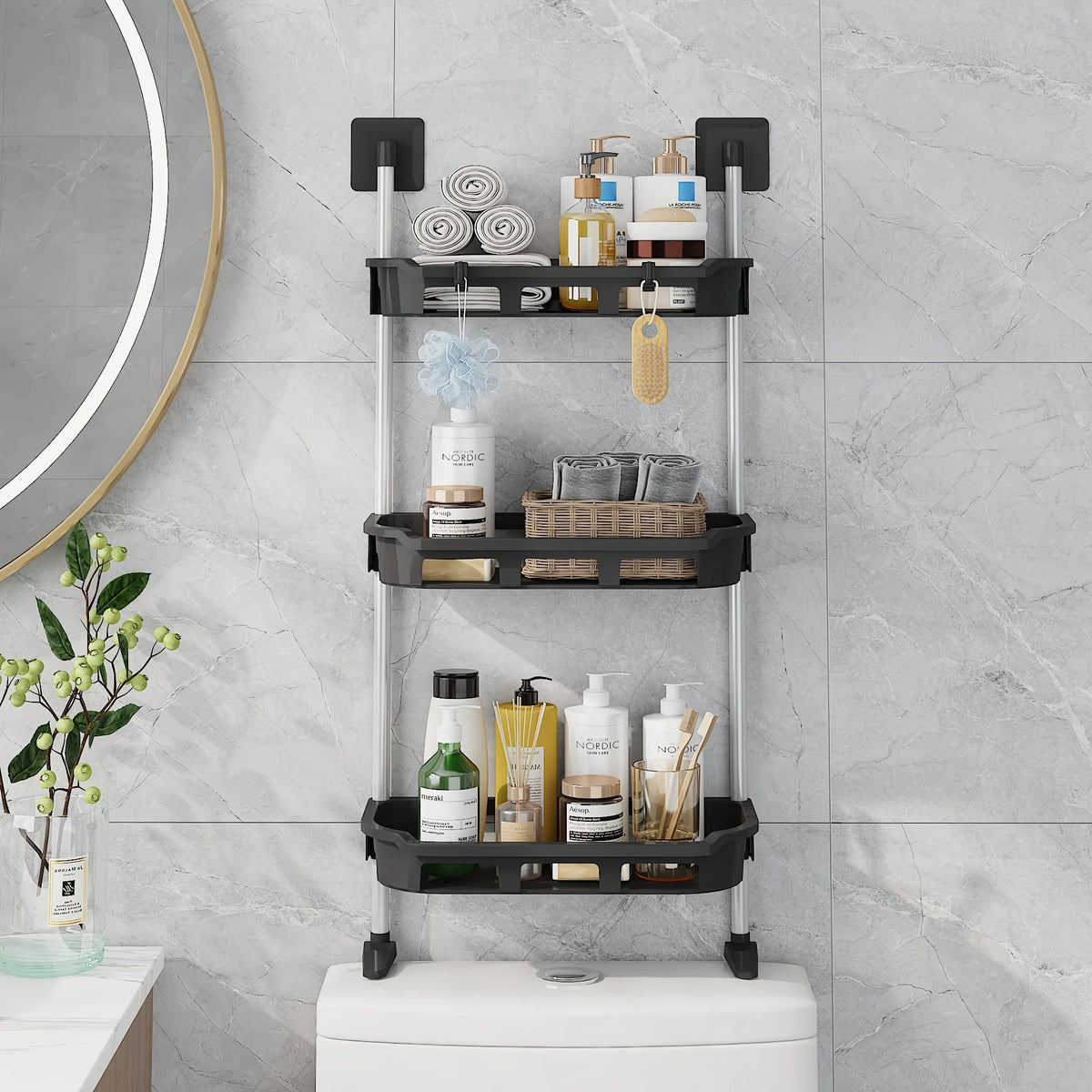 étagère murale salle bain blanche noire moderne crochets paniers produits toilette