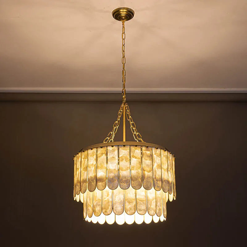 lampe suspendue moderne élégante coquillages doré blanc translucide salon chambre