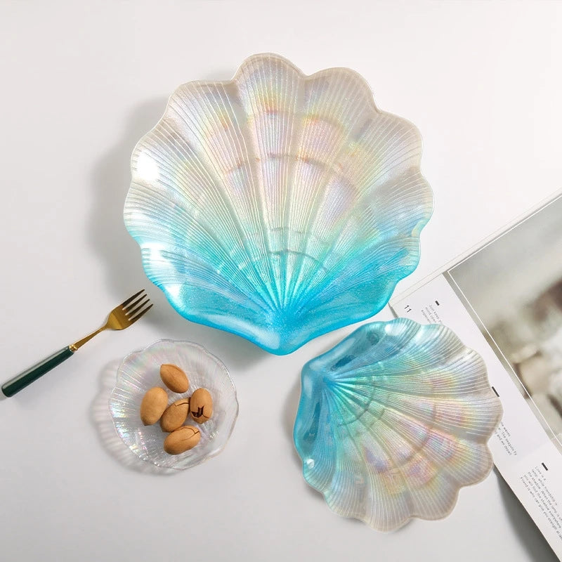 assiette coquillage transparent effet iridescent blanches moderne pince bijoux dorée diamètre 30cm