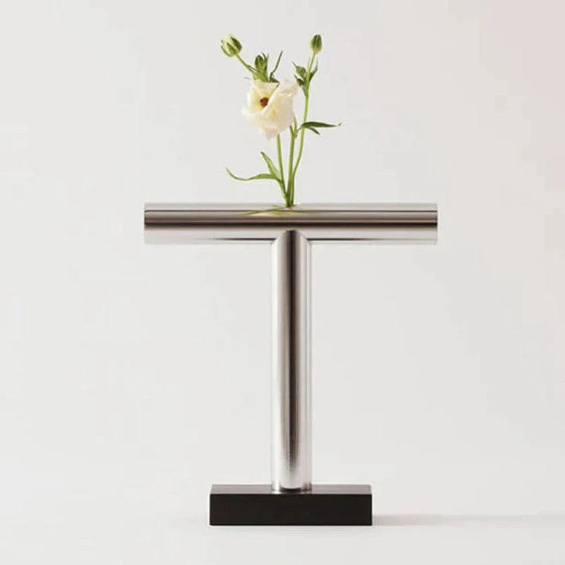 décoration intérieure vase moderne argenté base noire fleurs herbes dimensions 30.5cm