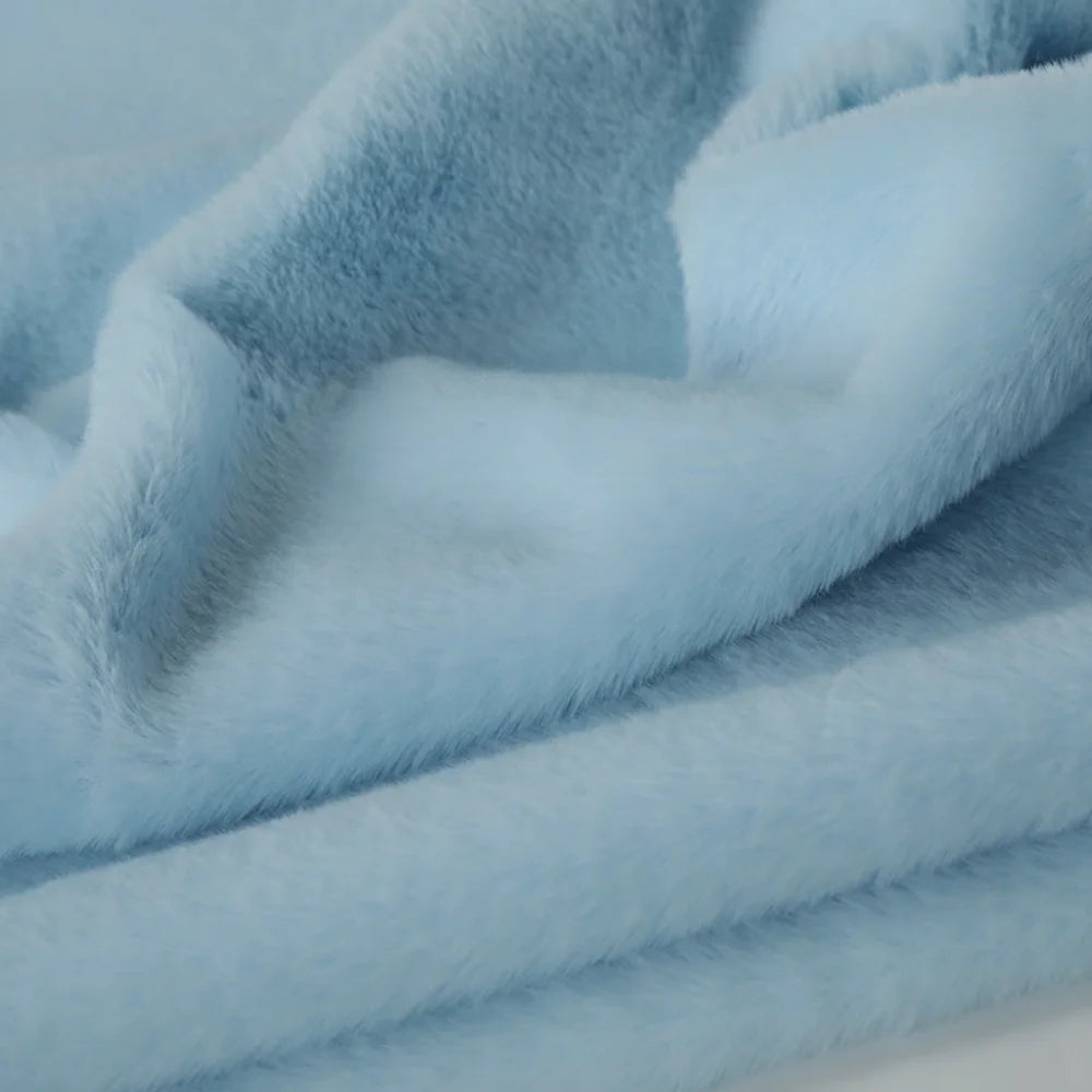 tissu fourrure douce peluche classique 50x50cm bleu marron gris beige rose vert blanc