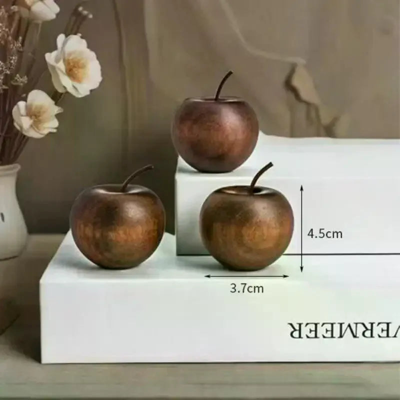 diffuseur aromatique forme pomme bois marron rouge rustique minimaliste ornement décoration maison huiles essentielles