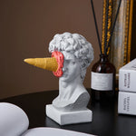 statue david buste résine glace cône contemporain humoristique cheveux texturés socle blanc