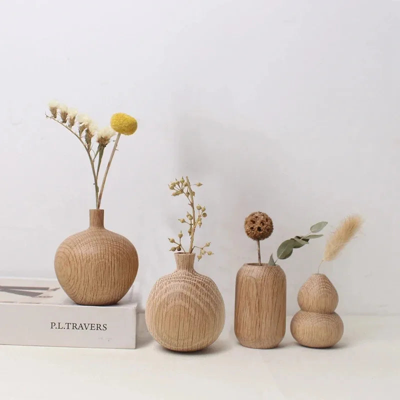 vases bois naturel minimaliste modernes texture gravée fleurs séchées décoration maison salon