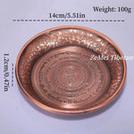 assiettes decoratives ornementales emailees motifs floraux geometriques opalescentes artisanat traditionnel bouddhiste