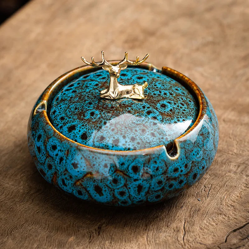 cendrier moderne élégant texture granulée motifs floraux noir bleu vert anneau métallique anti insectes