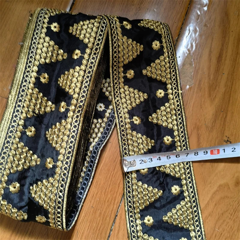 ruban dentelle brodé adhésif motif floral noir or couture mariage décoration couture