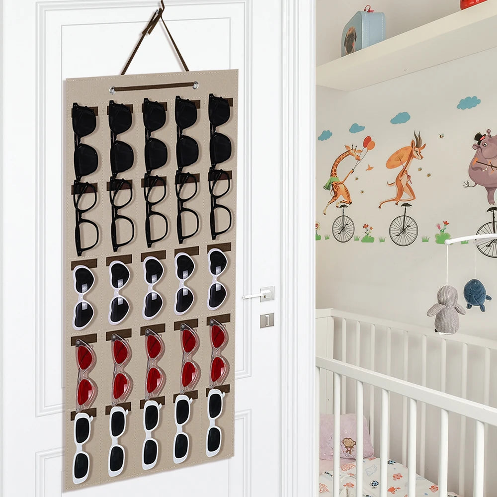 présentoir mural suspendu organiser lunettes soleil tissu feutre beige noir rouge blanc bleu utilitaire
