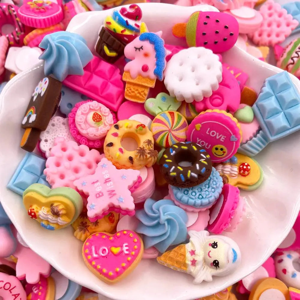 miniatures gâteaux bonbons colorées résine décoratives adhésives scrapbooking bricolage maison enfantines