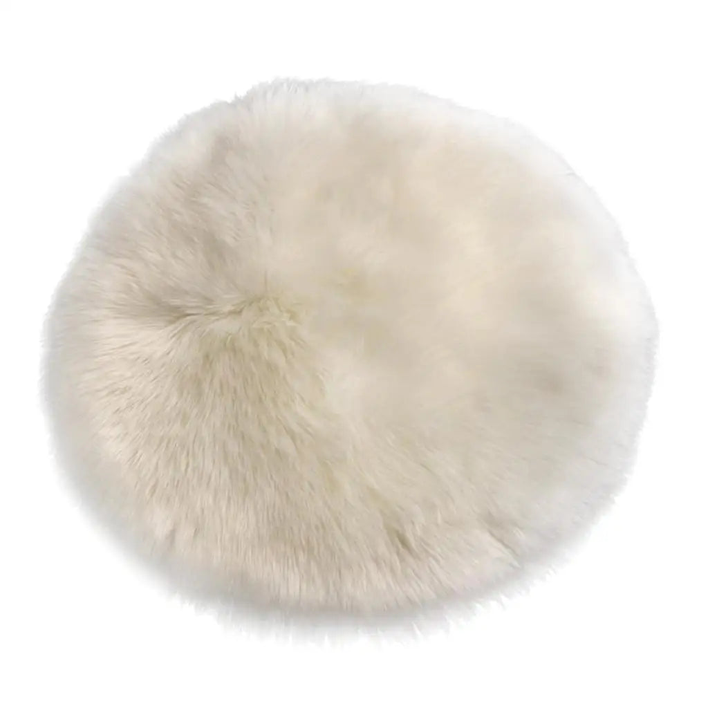 coussin moderne fourrure faux fourrage doux blanc noir rose gris beige marron jaune pâle