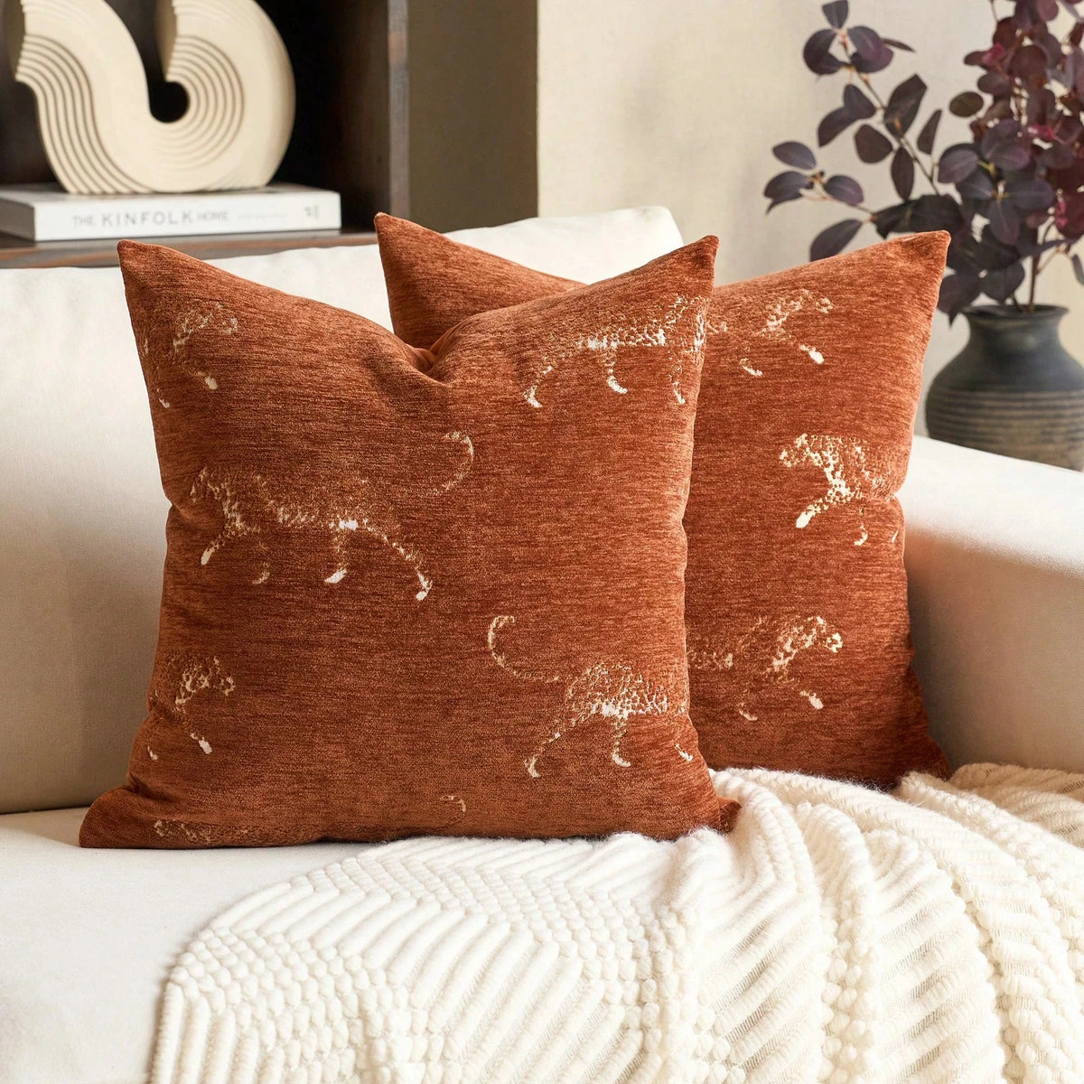 housse coussin imprimé léopard moderne 100 polyester noir blanc orange 45x45cm