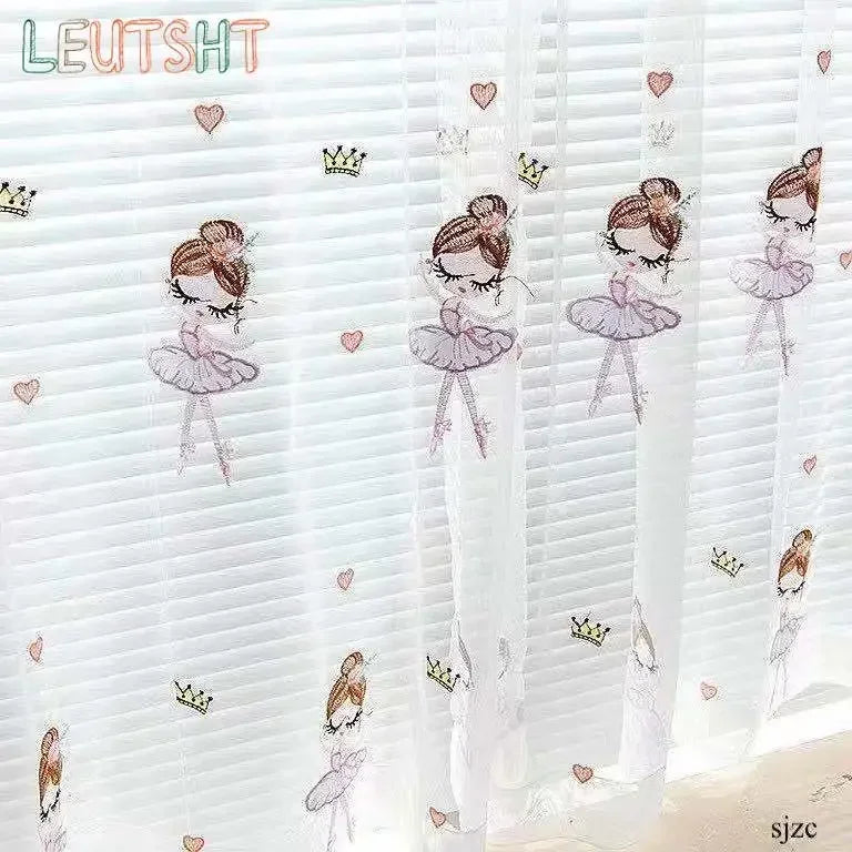 rideau tulle transparent danseuses tutu couronnes coeurs blanc rose grisclair chambre enfant moderne