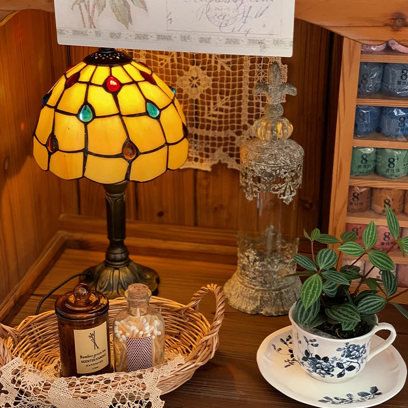 lampe table tiffany multicolore mosaïque verre floral géométrique art nouveau