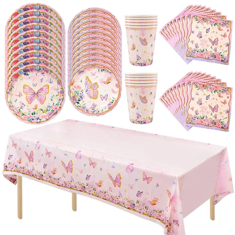 décoration anniversaire papillons assiettes papier serviettes dorées rose festive mariage baptême