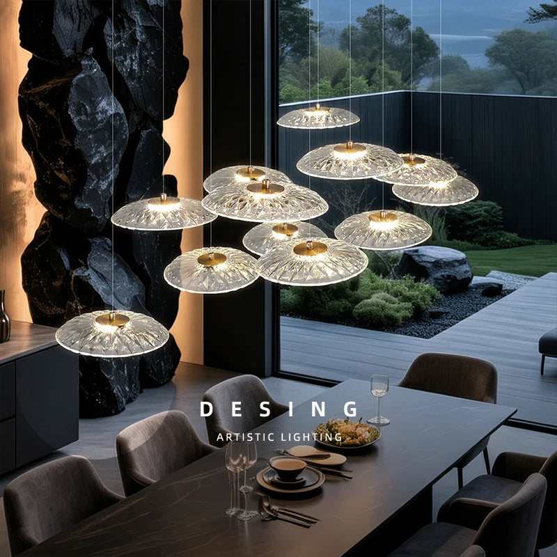 suspension lumineuse contemporaine transparente dorée ajourée salon restaurant led 4000k 3000k 6000k