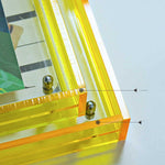 Cadre acrylique translucide avec effet néon