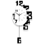 horloge murale numérique minimaliste moderne noire blanche chiffres relief effets découpe cadran lisse fixée