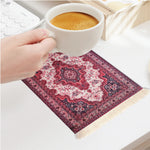 tapis table tissu ornements floraux rouge bleu beige classique adhésif décoration traditionnel