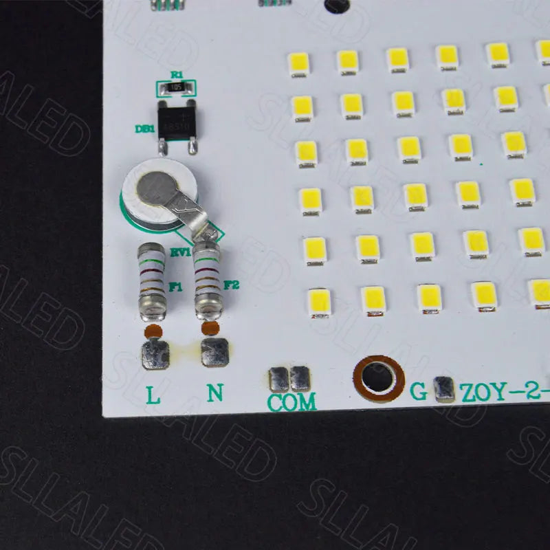 éclairage commercial led 20w 50w 100w smd 2835 blanc matrice diodes opacité électronique condensateurs