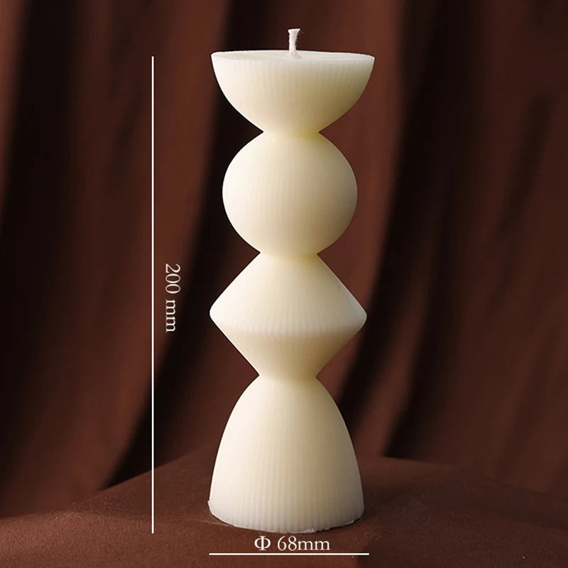 bougies aromathérapie blanches rayures architecturales classiques opaques İslam festival decoration