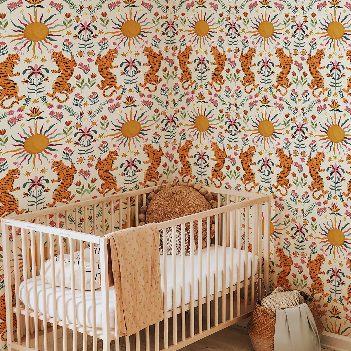 papier peint vinyle tigres sautant fleurs soleils boho chic salon chambre enfant cuisineOpaque Jaune