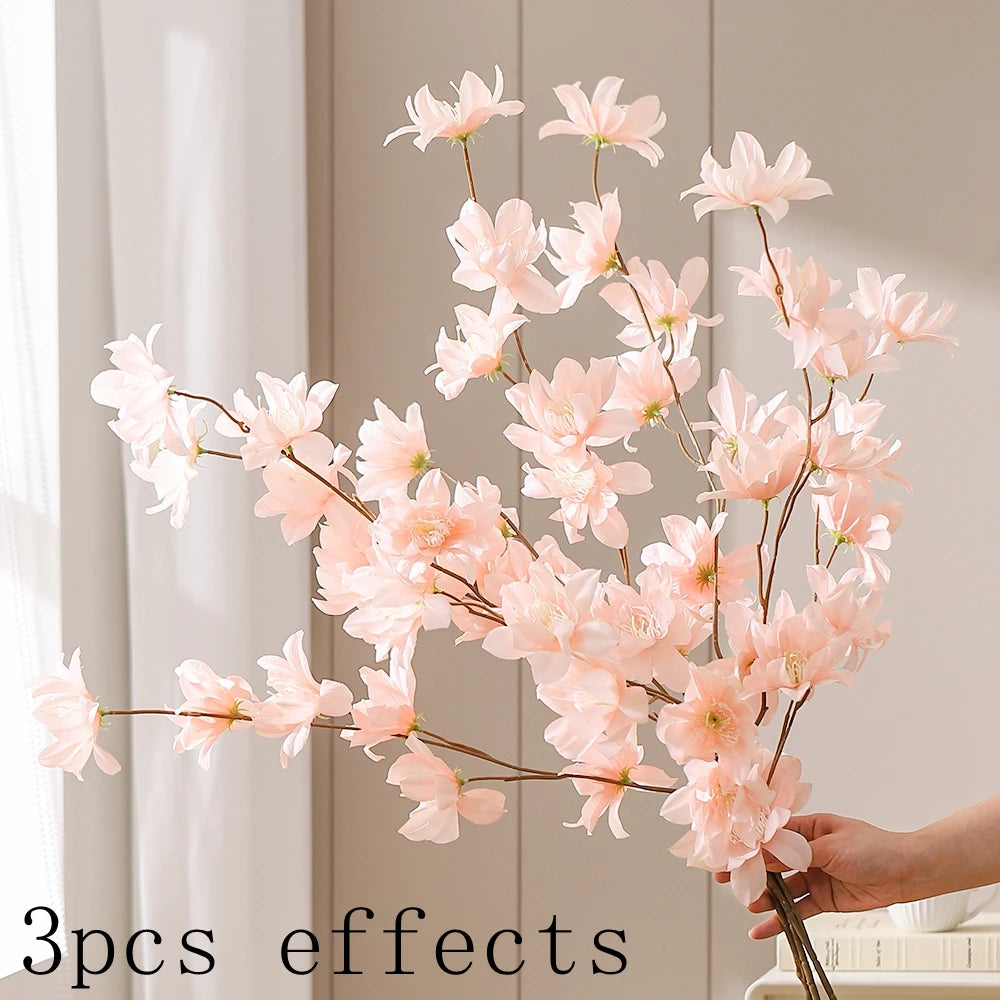 décoration intérieure bouquet fleurs artificielles rose naturel blanc orange rouge bleu vase minimaliste