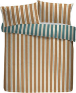 Vue de près de la matière polyester doux de la housse de couette