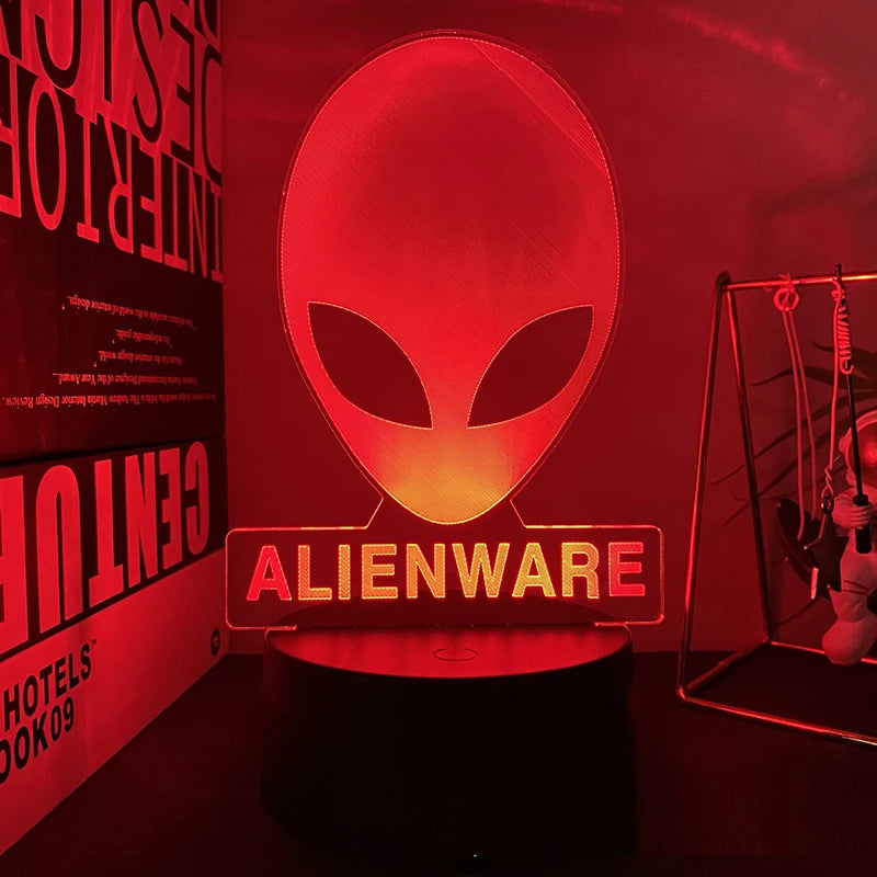 Lampe Alien sur une table de nuit