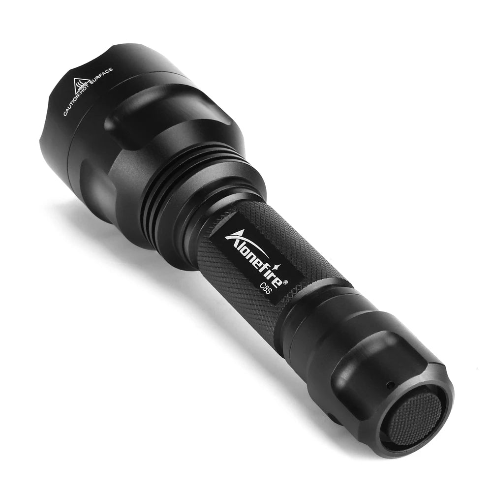 lampe torche led rechargeable 10w intense noire texturée modernisée camping