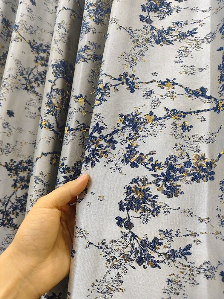 rideau classique blanc bleu doré fleurs branches stylisées opacité salon chambre fenêtre maison