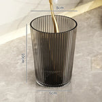 verres dents moderne transparents rayures verticales adhésifs élégants verte dorée grise brosse tube