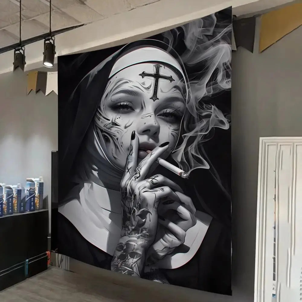 toile d'art contemporaine femme tatouages croix fumée noir blanc clips adhésif 60x90cm 70x115cm 80x130cm