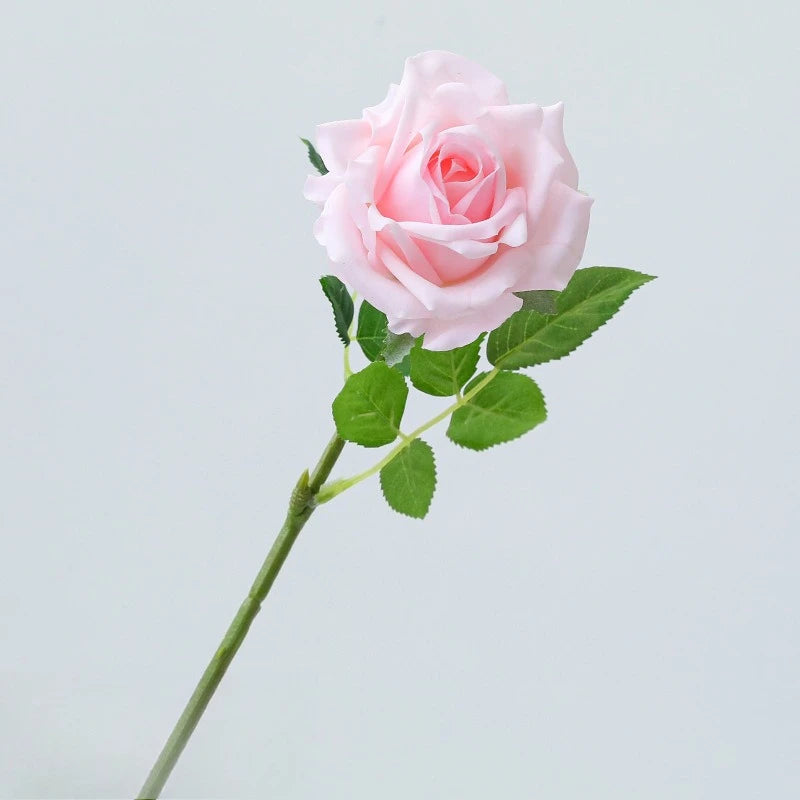 décoration intérieure bouquet roses artificielles modernes élégantes mariage anniversaire fêtes