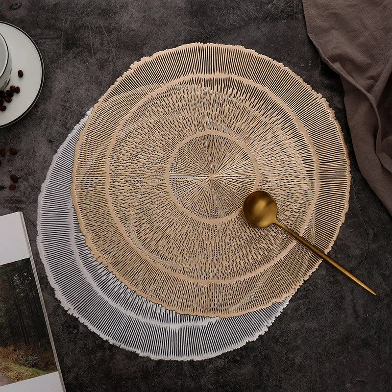 placemat moderne rond beige blanc rayures concentriques respectueux environnement polyester 38x38cm élégant festive