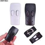 télécommande moderne blanc noir interrupteur bouton poussoir vis fixations rondes lisses