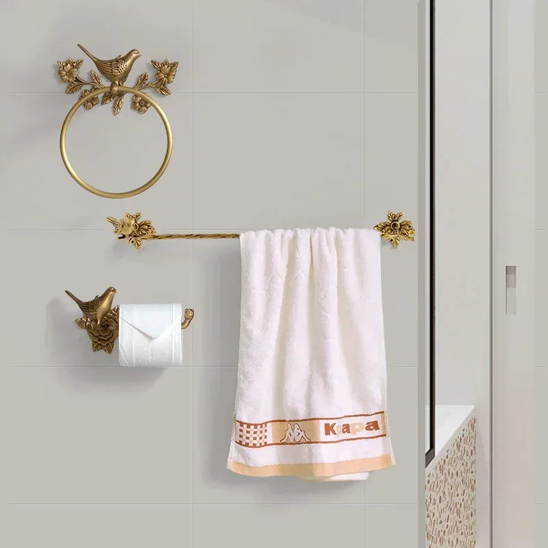 Installation de l'anneau de serviette sans perçage sur un mur