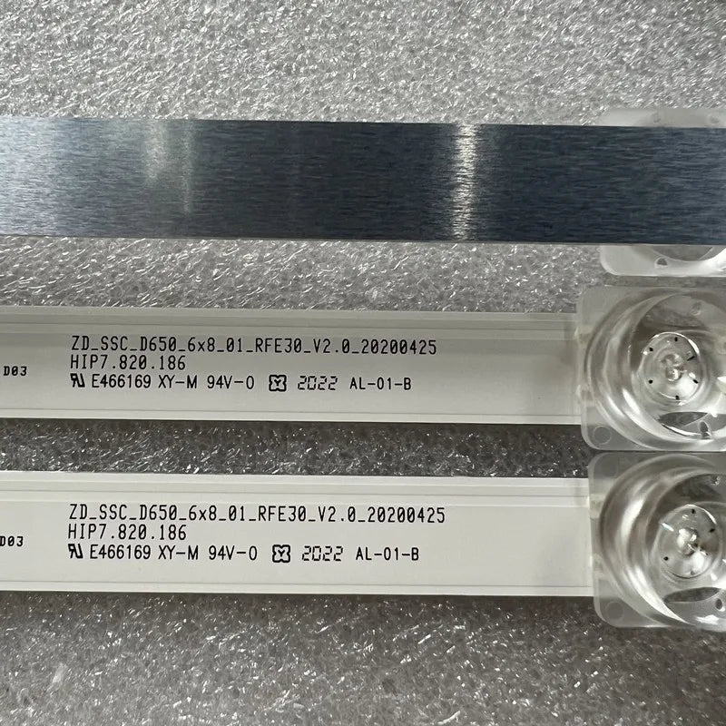 bande lumineuse led transparente moderne adhésive connecteurs électriques code qr haute technologie