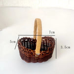 panier tressé marron clair blanc traditionnel poignées enfant rangement maison jeu simulation 12ans fantaisie