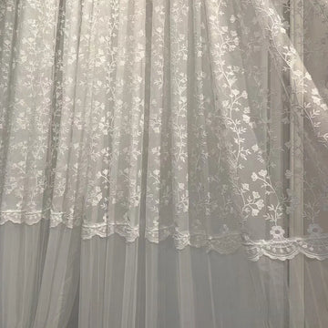 rideau blanc transparent broderie florale classique salon chambre balcon fenêtre