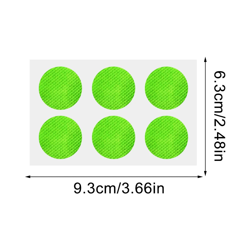 patchs anti moustiques autocollants vert orange jaune points noirs adhésifs répulsifs naturels été extérieur