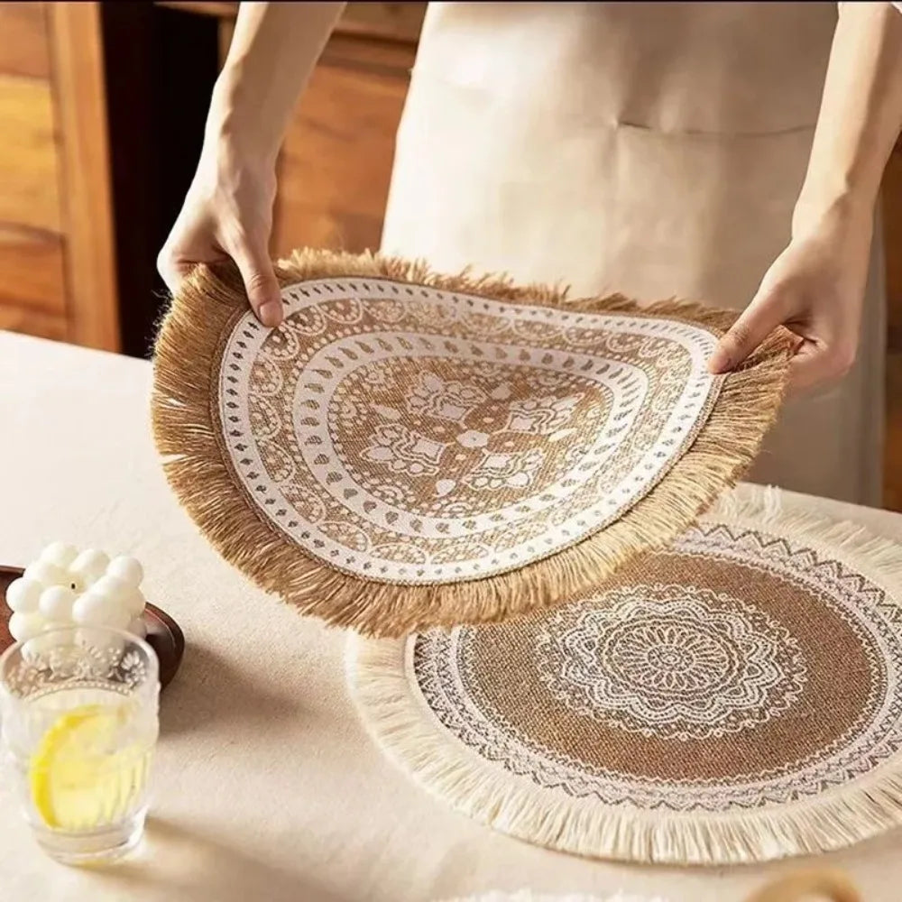 serviettes table boho chic brodées franges beige blanches table rond 38cm lavables