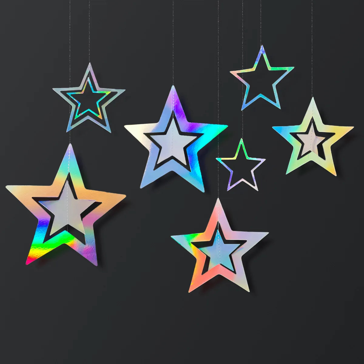 guirlande décorative multicolore stars lunes cercles effet holographique iridescent enfantin cosmique festif