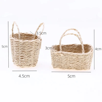 Mini panier tissé en osier gris clair pour rangement déco