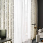 rideau classique brodé motif floral beige gris clair élégant salon chambre fenêtre maison