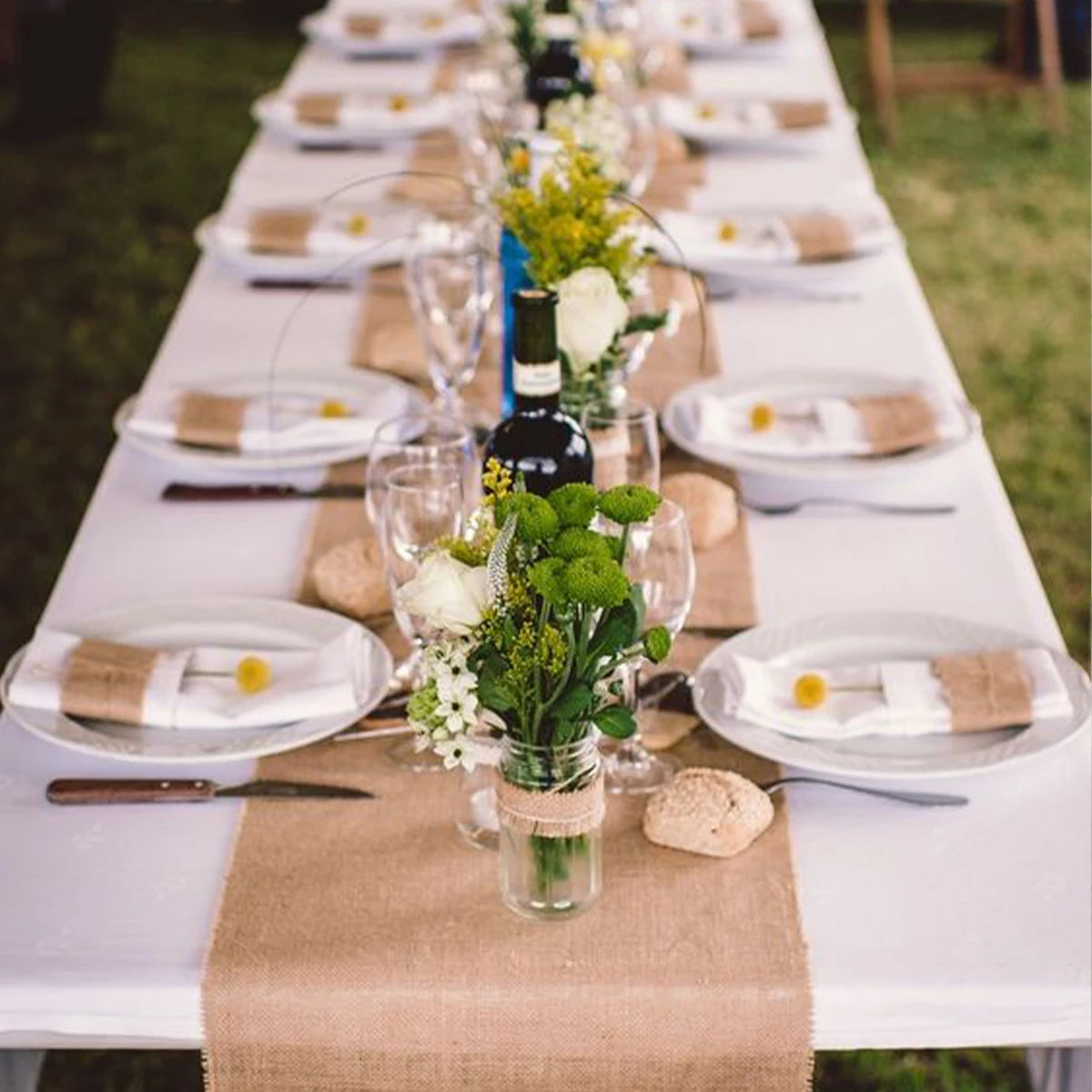 nappe rustique tissu toile beige marron clair blanc texture grossière mariage champêtre hydrangeas fleurs