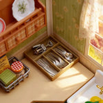 organisateur couverts miniatures vert rose beige moderne cuisine vaisselle clips cuillères fourchettes couteaux ouvreur