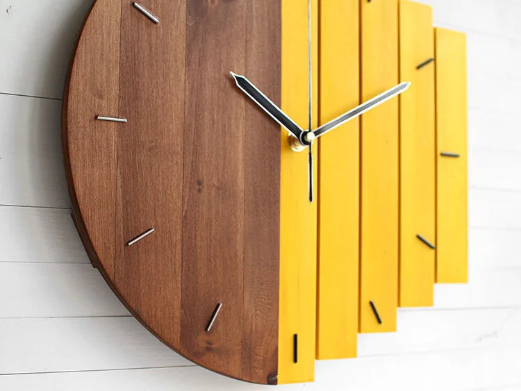 horloge murale bois abstraite moderne visage unique fixations sans tic tac