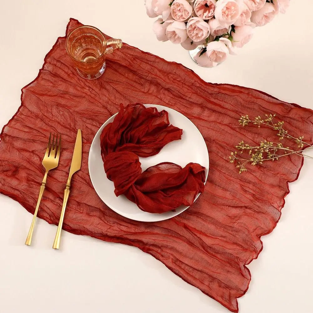 serviettes plissées élégantes moderne rouge noir bleu rose beige kaki verte anneaux dorés table