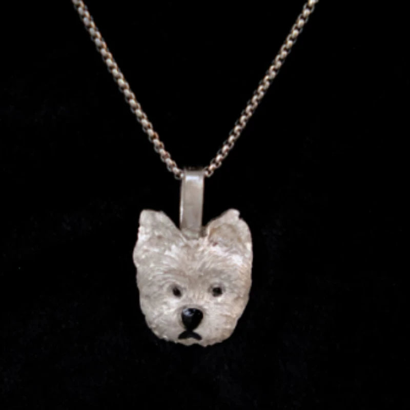 Bijoux argentés artisanal pendentif bague outils argile précieuse détaillé sculpté kit création