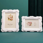 cadre photo décoratif classique floral roses blanc sculpté baroque vintage